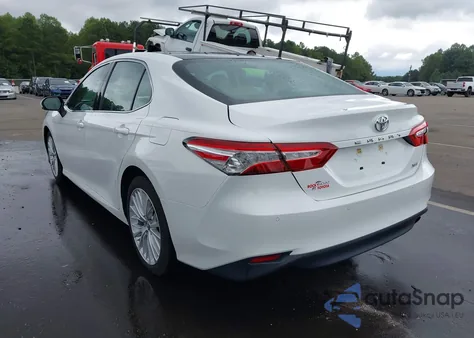 2018 Toyota Camry Xle из США, поврежденный, VIN 4T1B11HK8JU067078